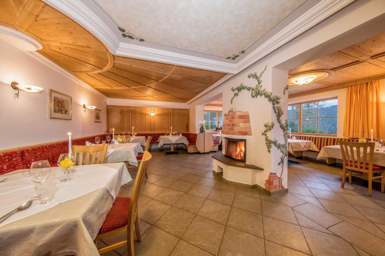 Hotel Landgasthof Laerchenwald Collepietra  Zewnętrze zdjęcie