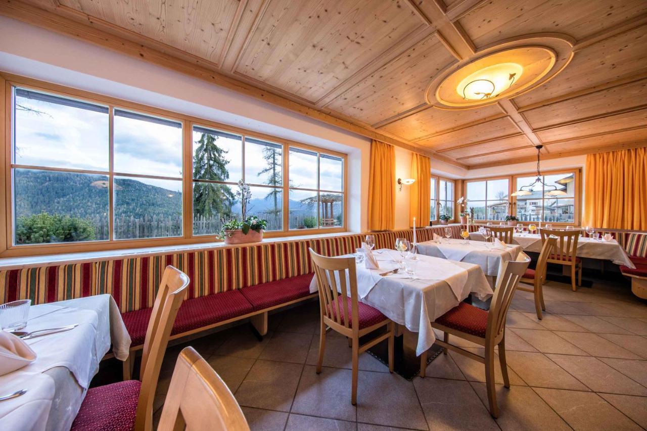 Hotel Landgasthof Laerchenwald Collepietra  Zewnętrze zdjęcie